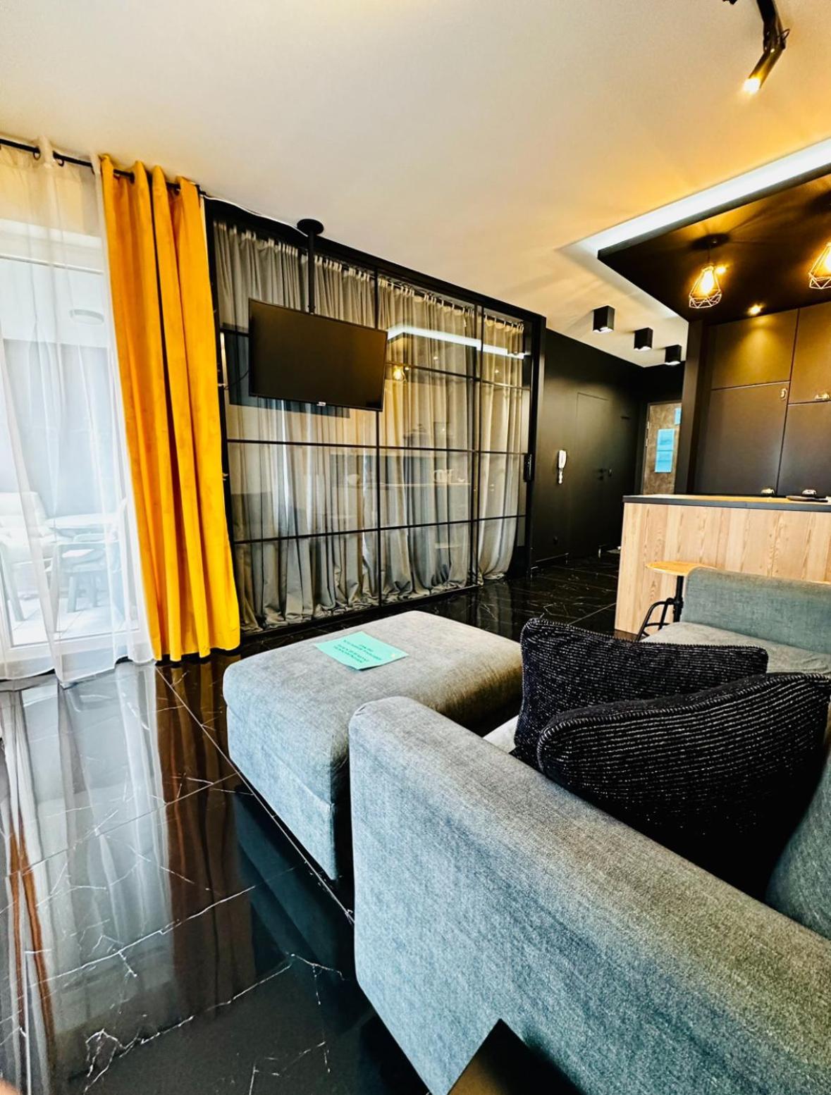 Apartament Z Widokiem Na Kazimierz/Forum Przestrzenie Apartment Krakow Exterior photo